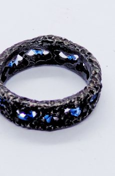 Anillo Black Elements Blue Sapphire